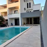 Apartman Star With Pool *
