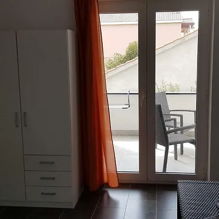 Apartment Star With Pool