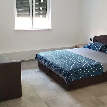 Apartment Star With Pool *