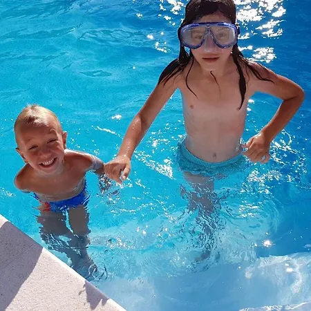 Apartment Star With Pool Biograd Na Moru