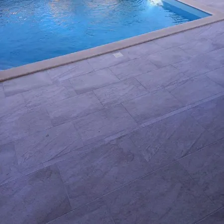 Star With Pool Lägenhet *