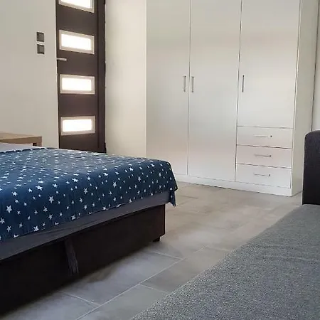 Star With Pool Apartament *