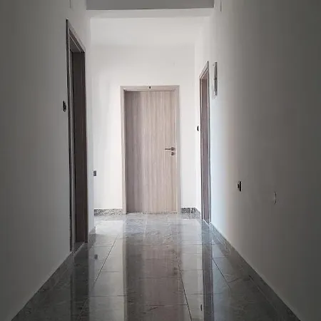 Star With Pool Apartament *