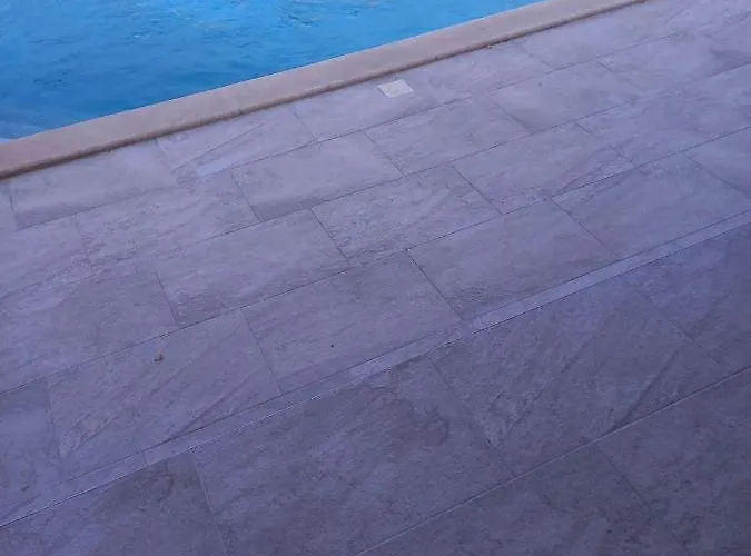 Star With Pool Apartament *