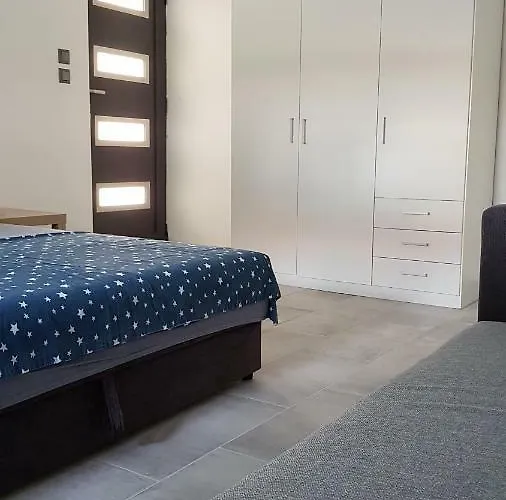 Star With Pool Apartament *